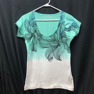 3 For $21 🙀Calvin Klien Deep Crew Neck “T”